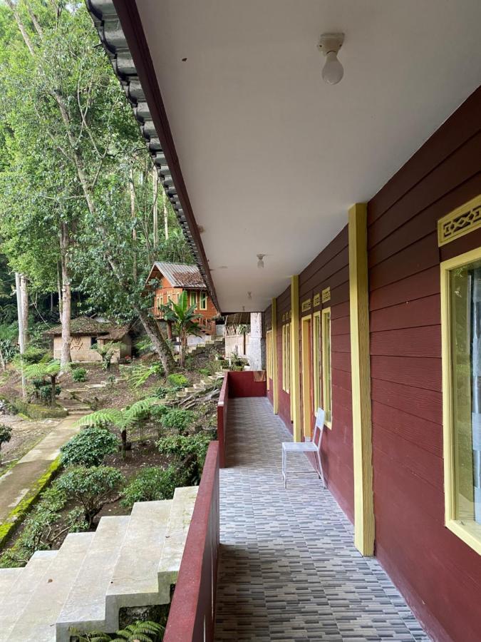 Laksana Rasa Resort Ciwidey Extérieur photo
